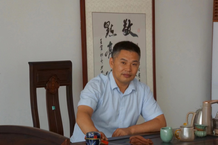滕英祥